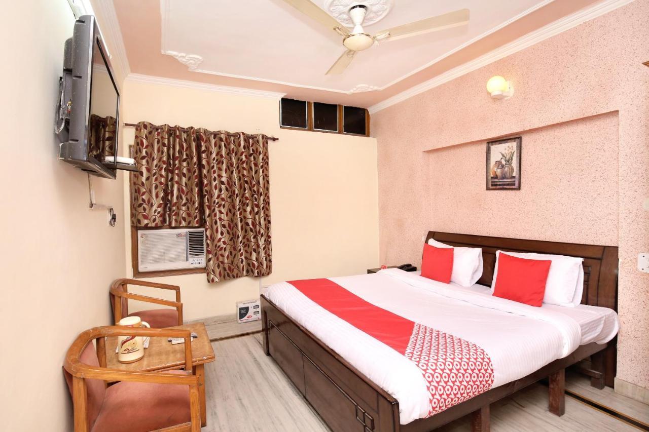 Oyo 5637 Hotel Majestic Chandīgarh Exteriér fotografie