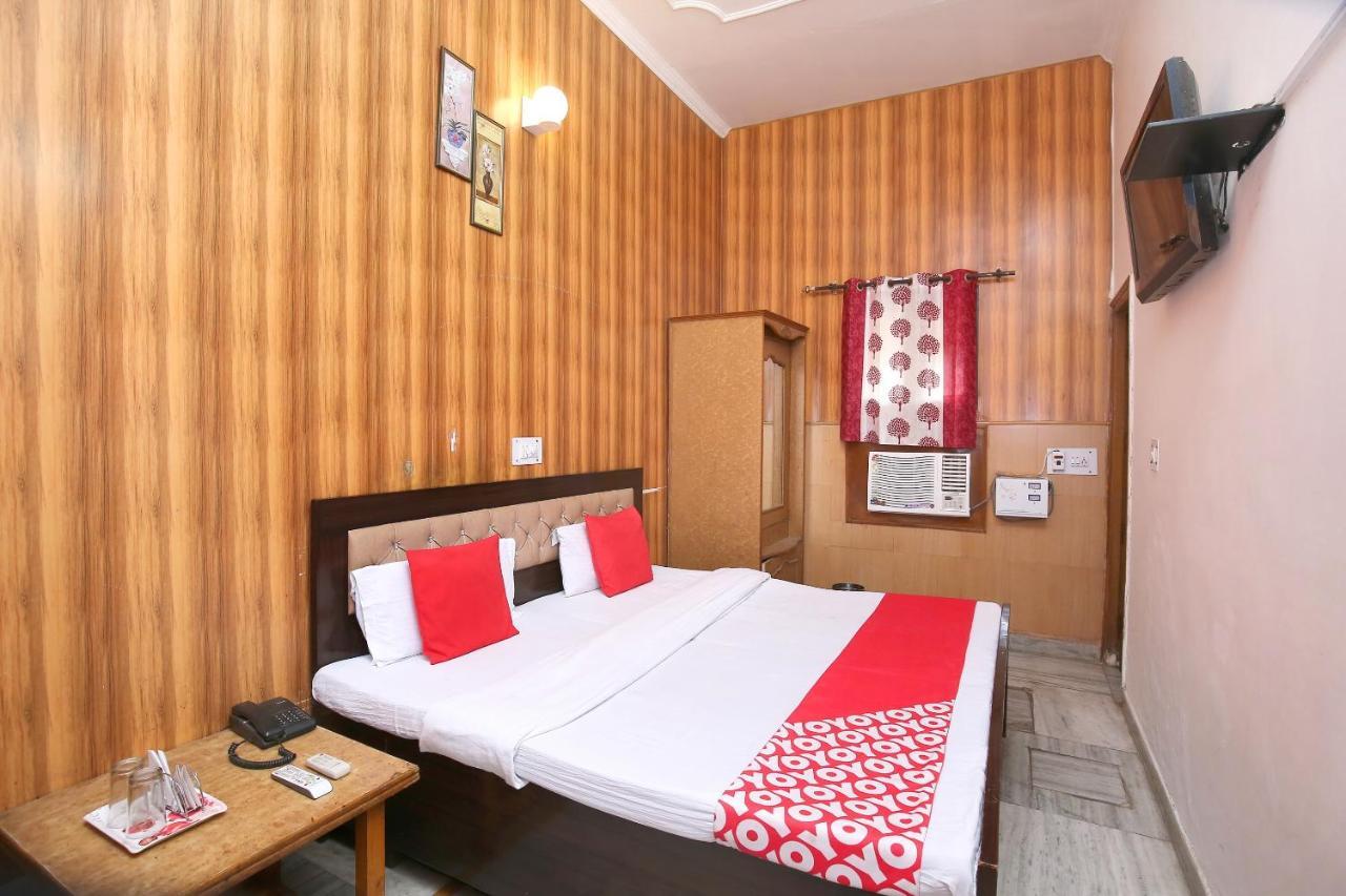 Oyo 5637 Hotel Majestic Chandīgarh Exteriér fotografie